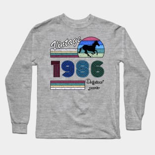 34 Years Old - Made in 1986 - 34th Birthday Men Women Long Sleeve T-Shirt